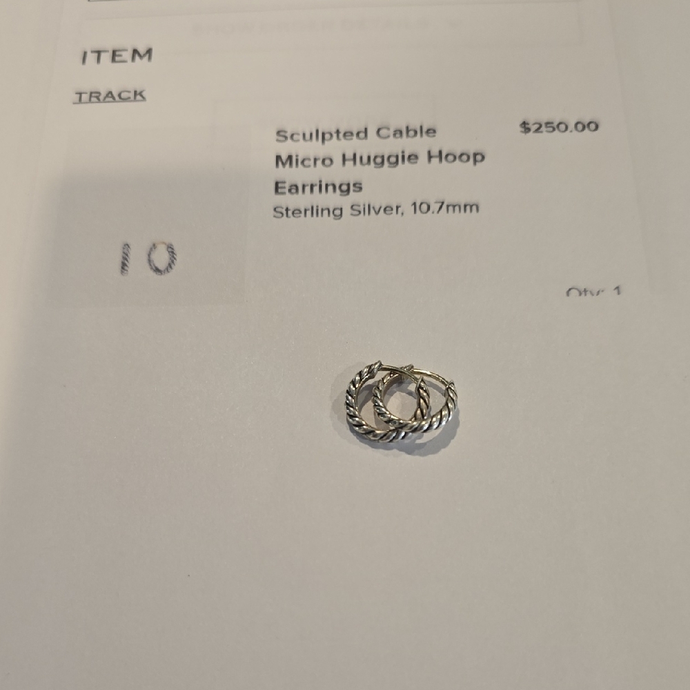 David Yurman Sculpted Micro Huggie Hoop Earringd
